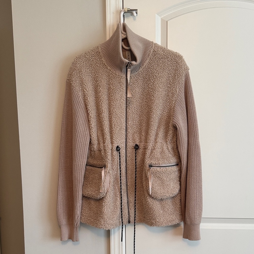 Varley Sherpa Zip-Up Jacket